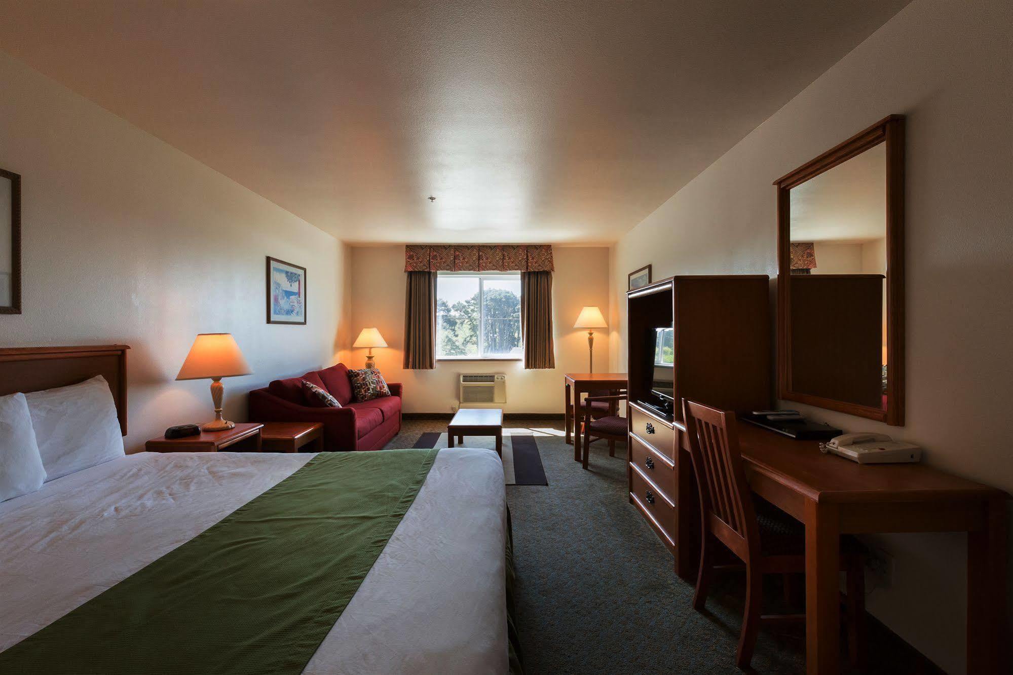 Paradise Inn & Suites At リンカーン・シティー エクステリア 写真